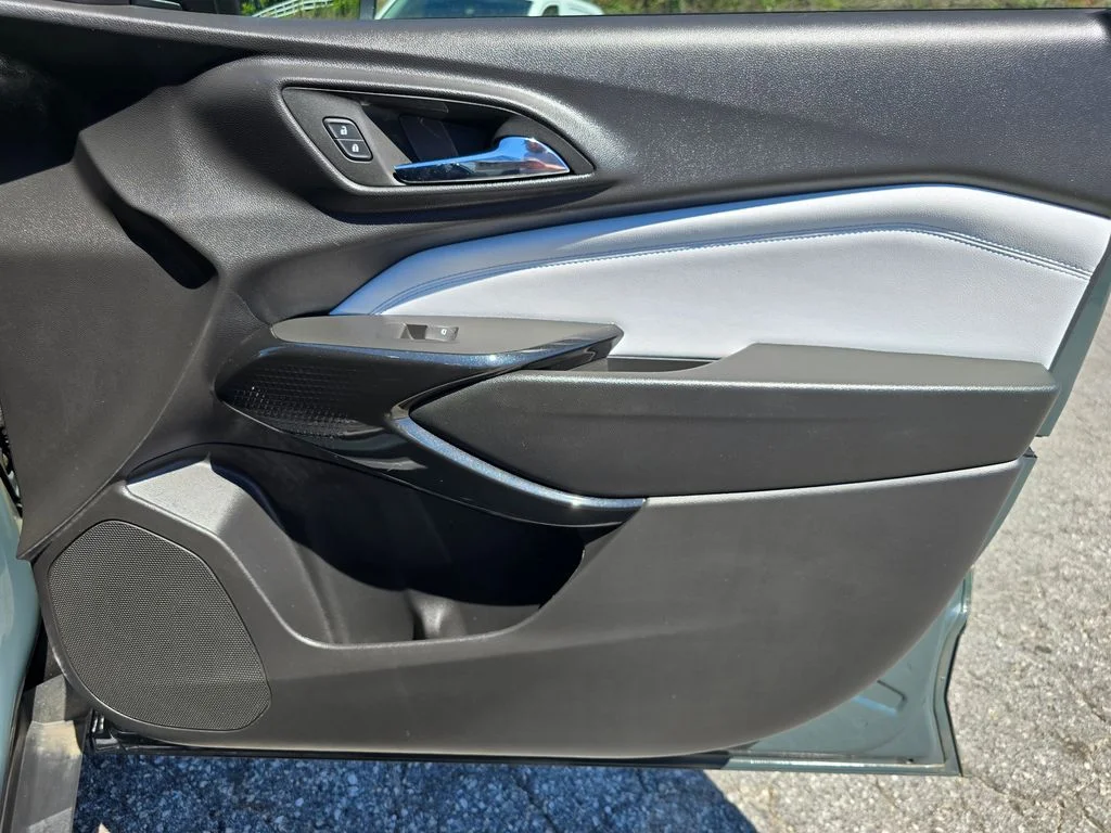 Used 2025 Gray Chevrolet LT image 45