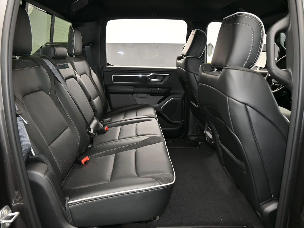 New 2026 Granite Crystal Metallic Clearcoat Ram Laramie image 41