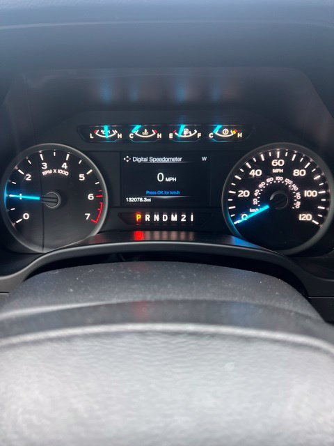 Used 2017 Silver Ford XLT image 6