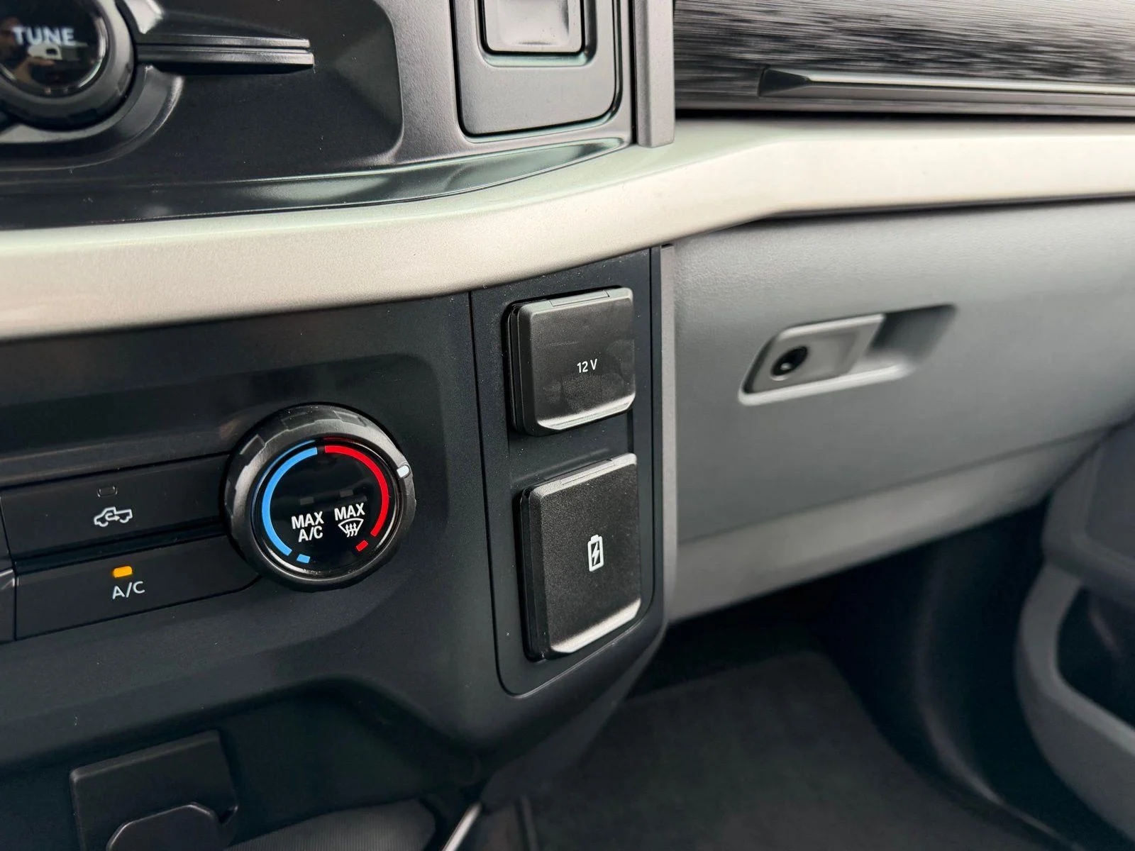 2022 Ford F-150 XLT - Photo 32