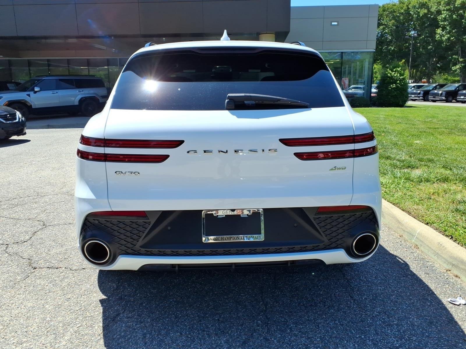 Used 2023 Alta White Genesis 2.5T image 7