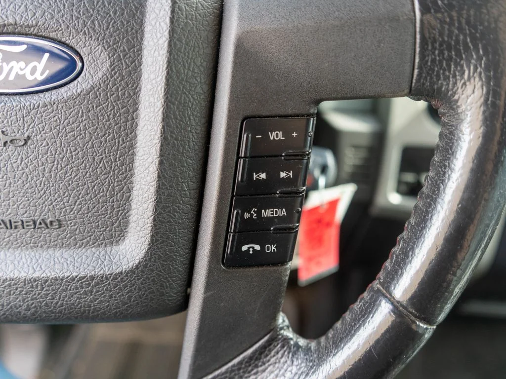 Used 2011 Black Ford XLT image 18