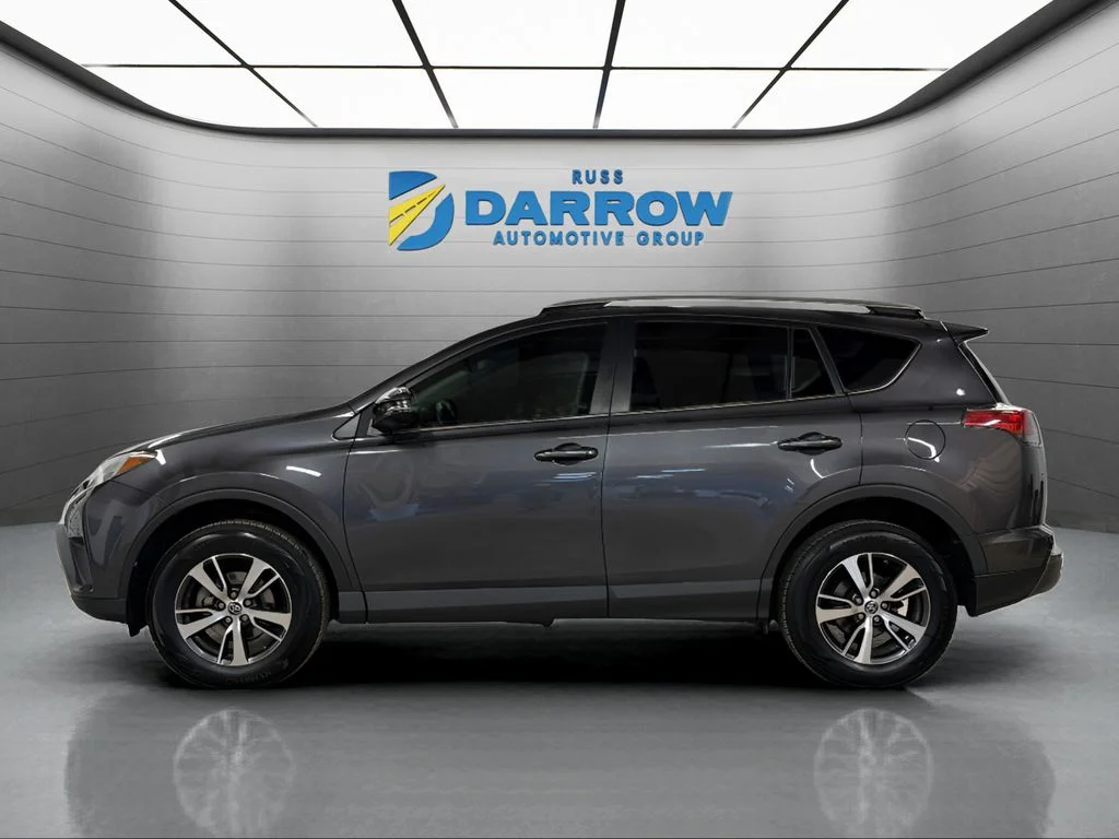 Used 2016 Gray Toyota XLE image 2