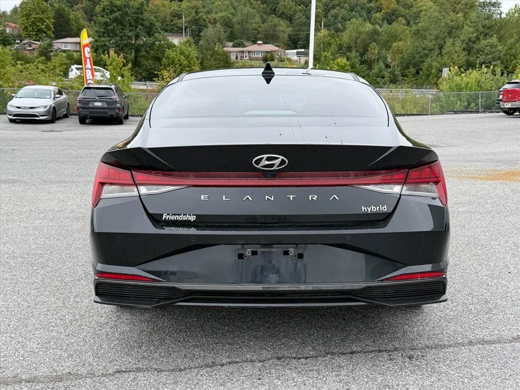 Used 2023 Black Hyundai Limited image 11