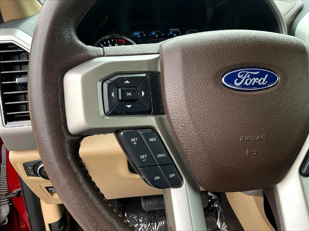 Used 2020 Rapid Red Metallic Tinted Clearcoat Ford Lariat image 12