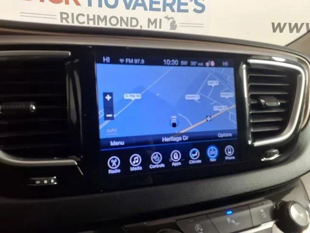 Used 2017 White Chrysler Touring L Plus image 22