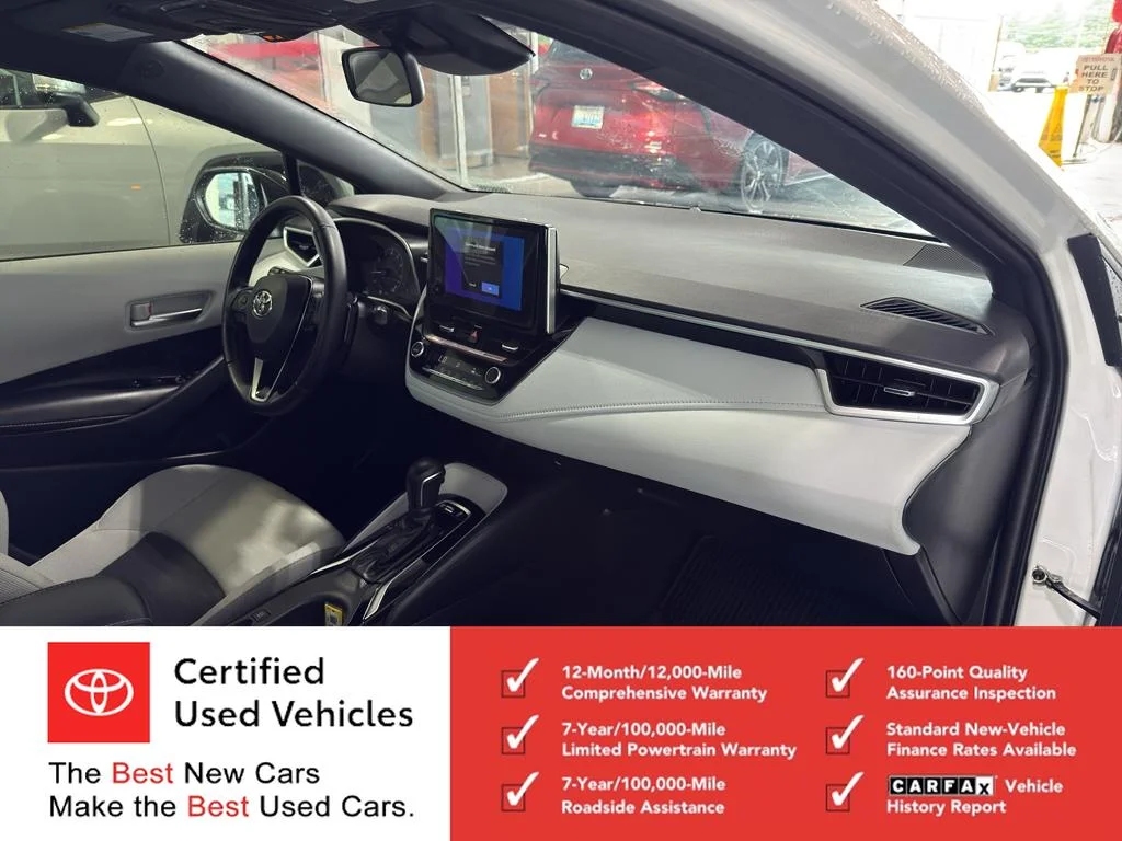 Used 2025 Ice Cap Toyota SE image 20