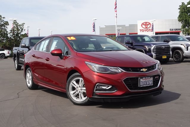 Used 2016 Chevrolet Cruze LT with VIN 1G1BE5SM9G7302484 for sale in Elk Grove, CA