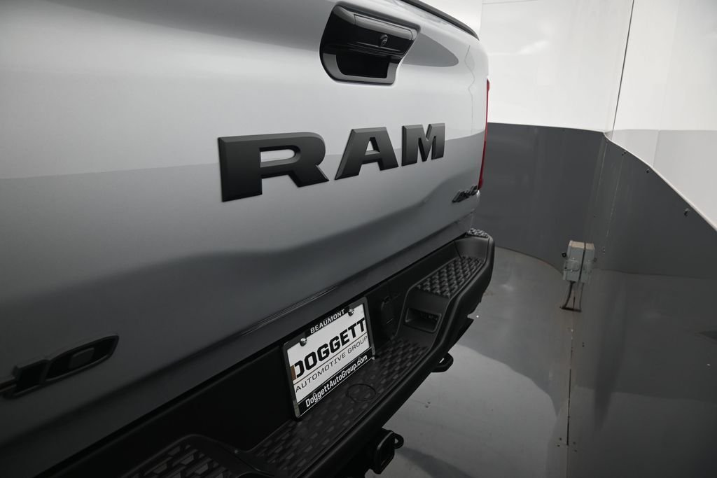 New 2026 Silver Zynith Exterior Paint RAM RHO image 14
