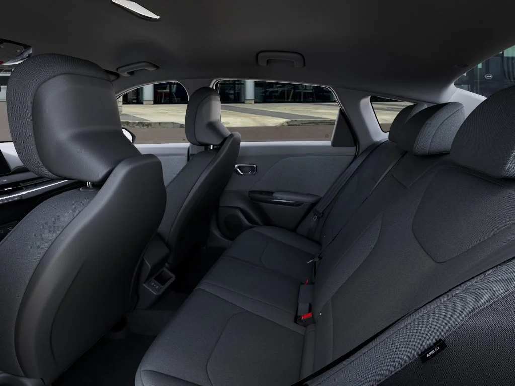 New 2026 Snow White Pearl Kia LXS image 18