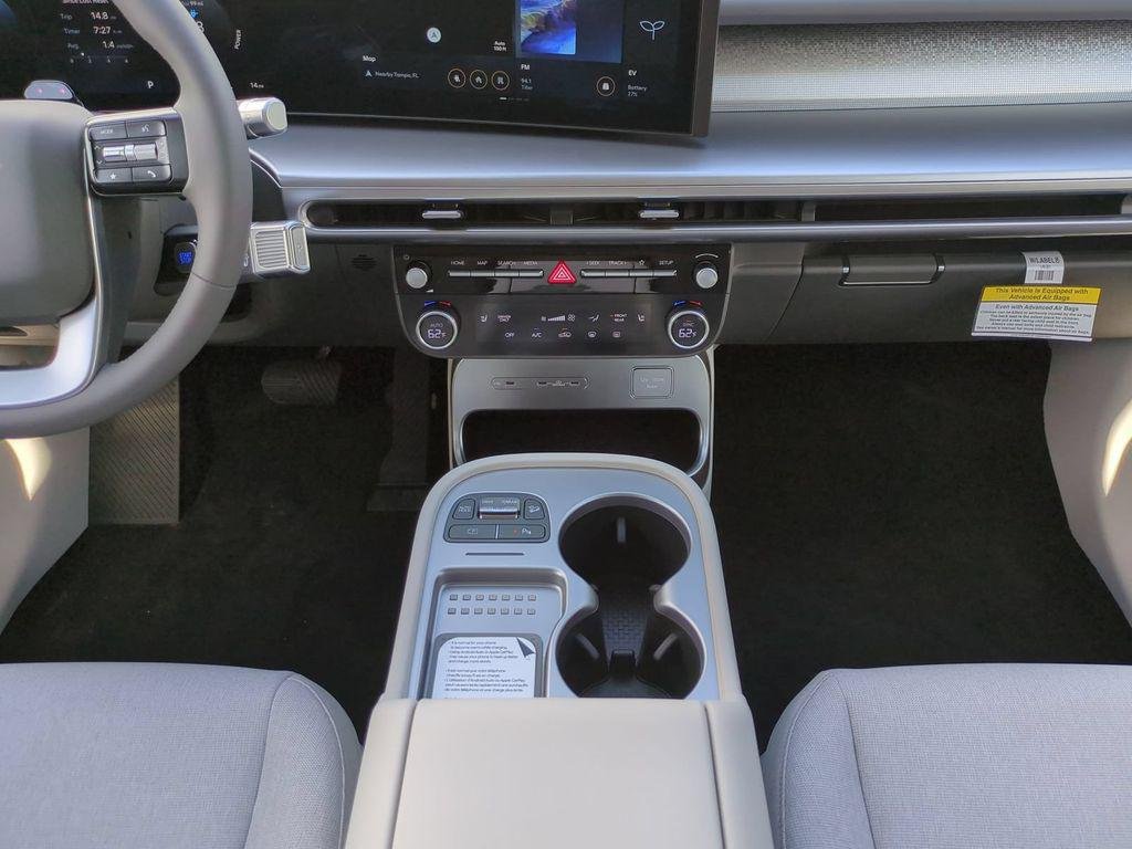 2026 Hyundai IONIQ 9 SE - Photo 18