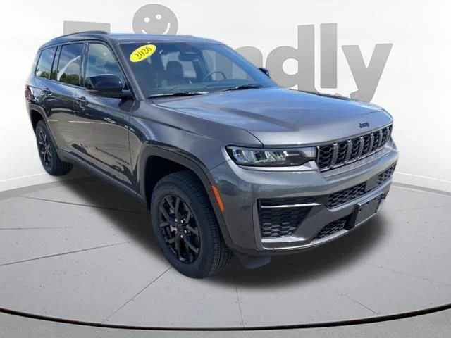 New 2026 Baltic Gray Metallic Clear-Coat Exterior Paint Jeep Altitude image 7