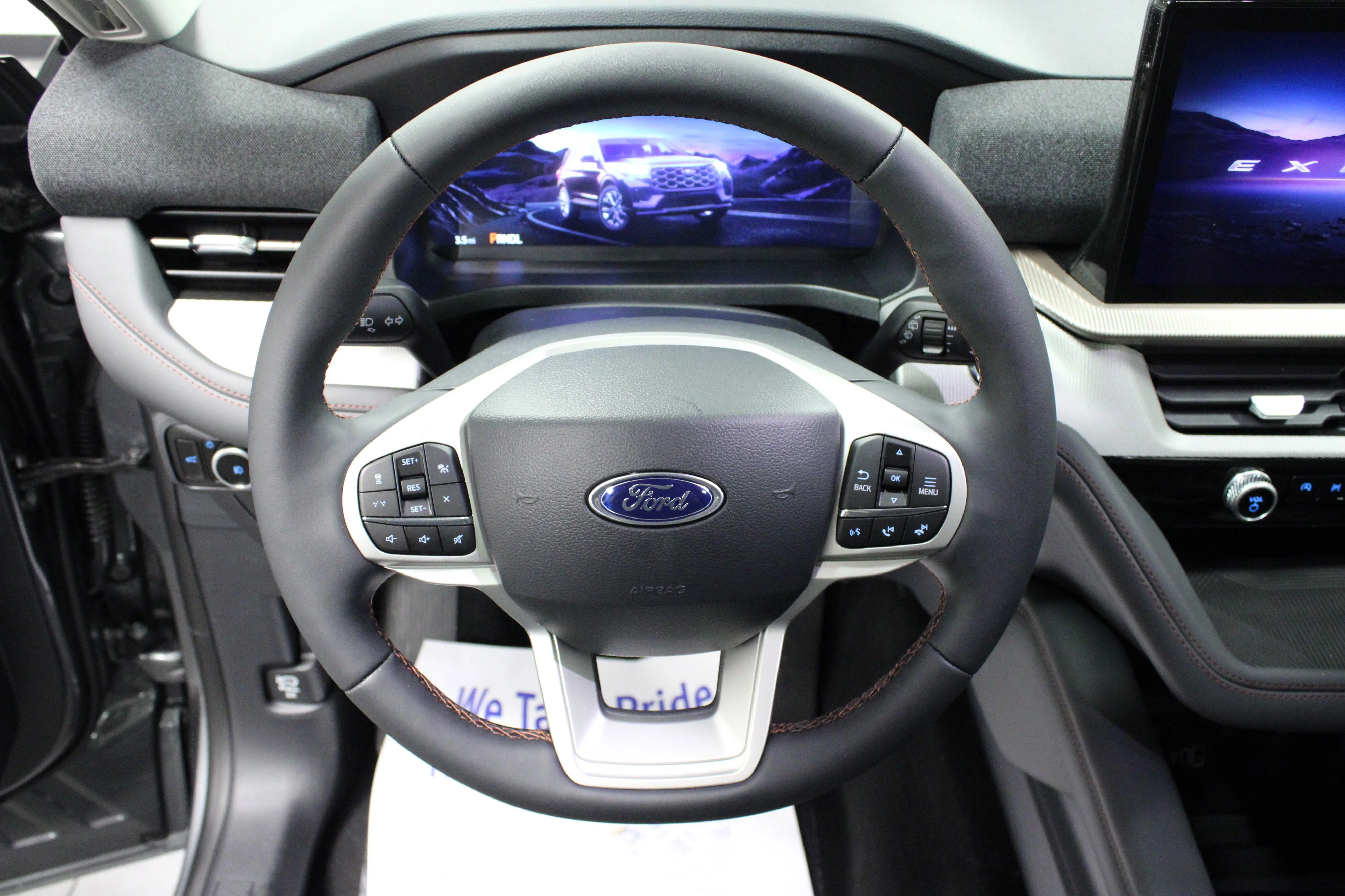 New 2026 Carbonized Gray Metallic Ford Active image 18
