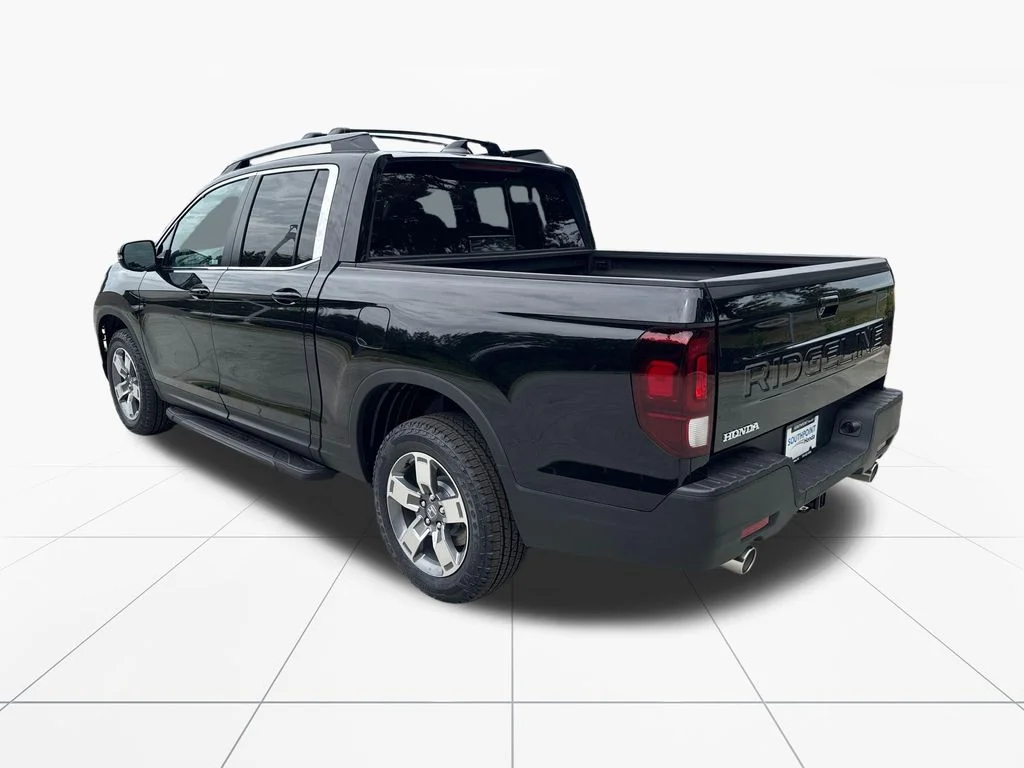New 2026 Crystal Black Pearl Honda RTL image 6