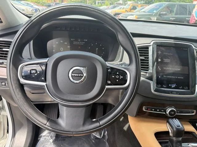 Used 2016 White Volvo T6 Momentum image 11