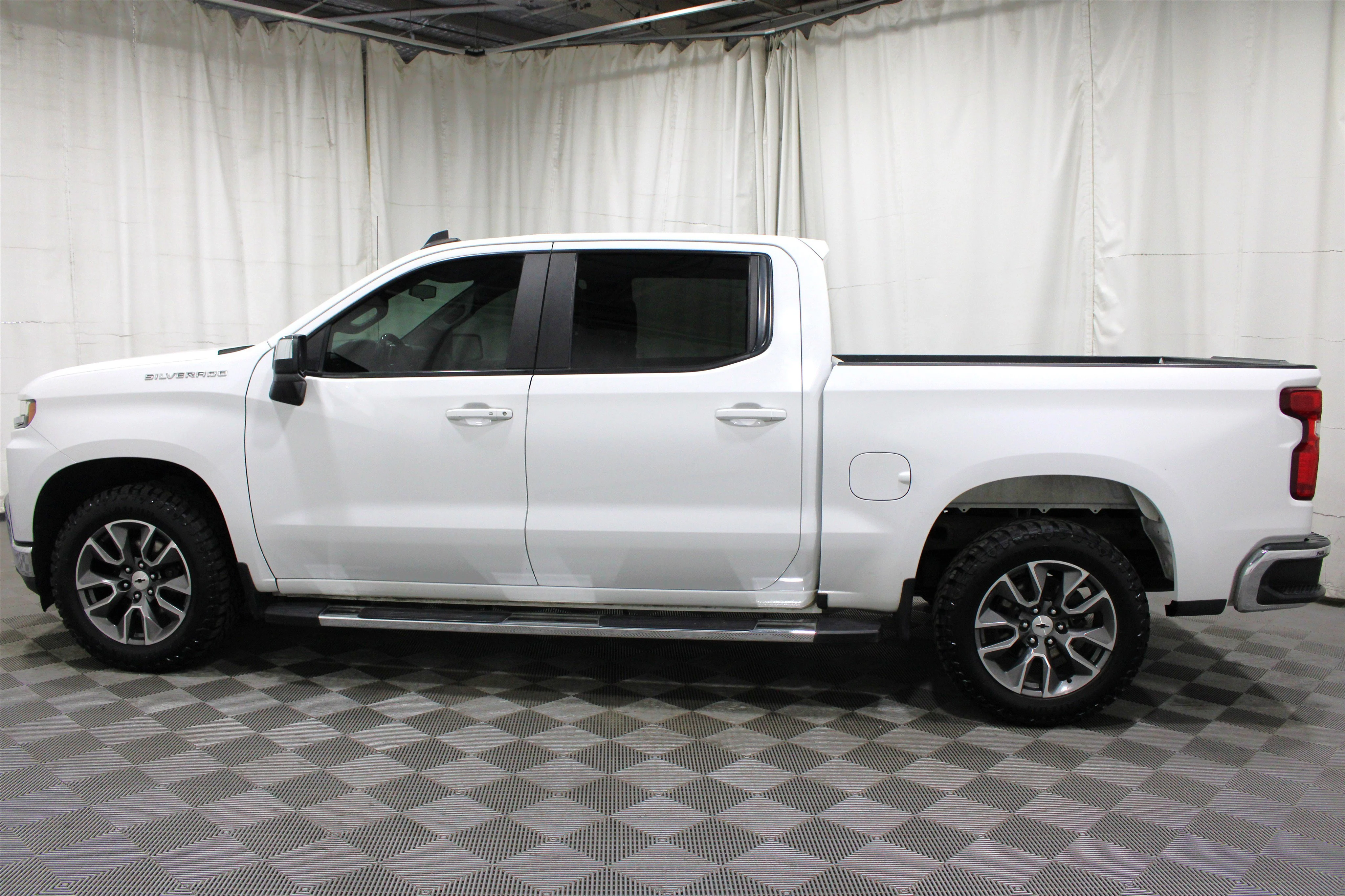 2020 Chevrolet Silverado 1500 LT - Photo 28