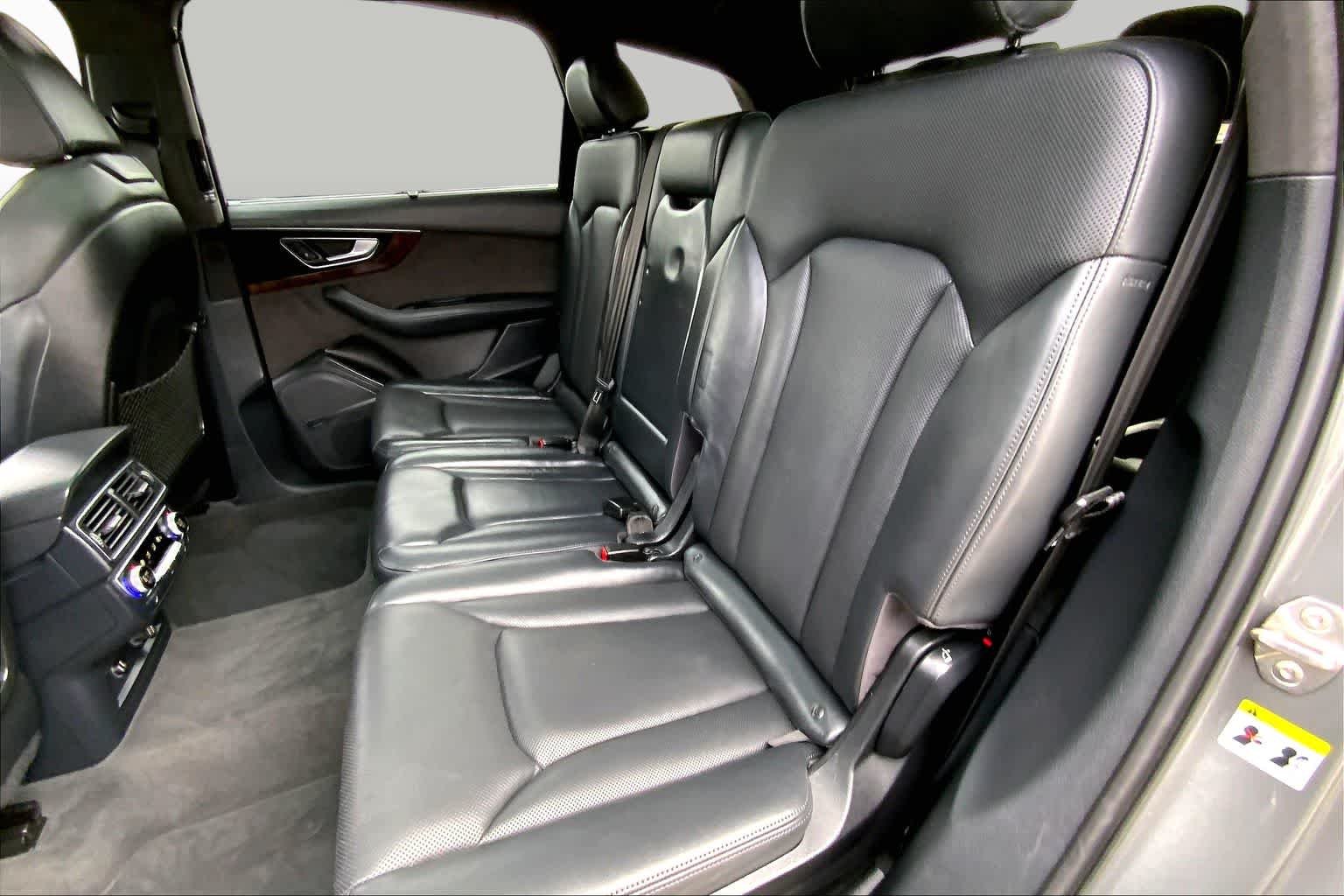 Used 2018 Graphite Gray Metallic Audi Prestige image 19