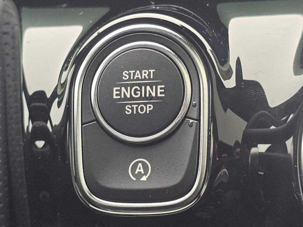 New 2026 Polar White Mercedes-Benz CLA 250 image 34