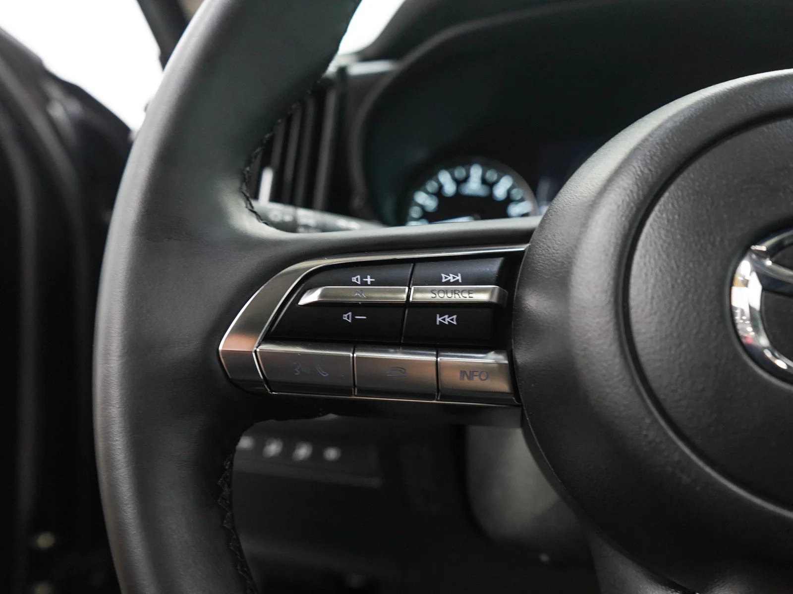 Used 2026 Machine Gray Metallic Mazda 2.5 S Premium image 25