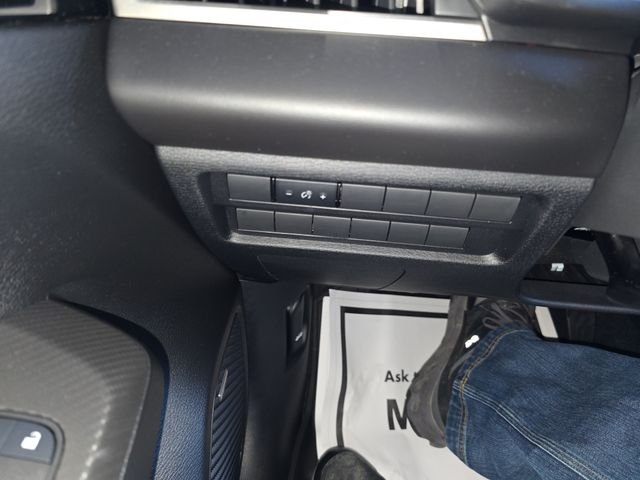 Used 2025 Black Mitsubishi ES image 18