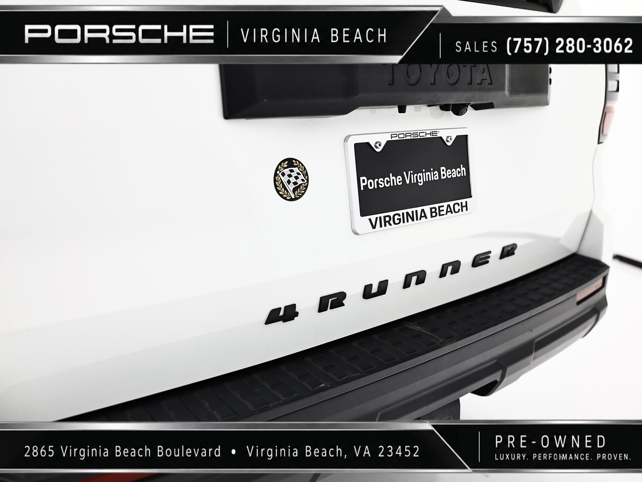 Used 2025 White Toyota SR5 image 13