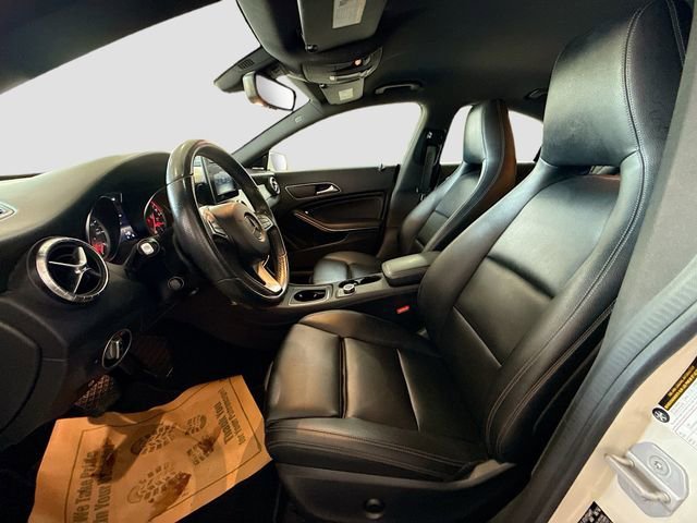 Used 2016 Cirrus White Mercedes-Benz CLA 250 image 20