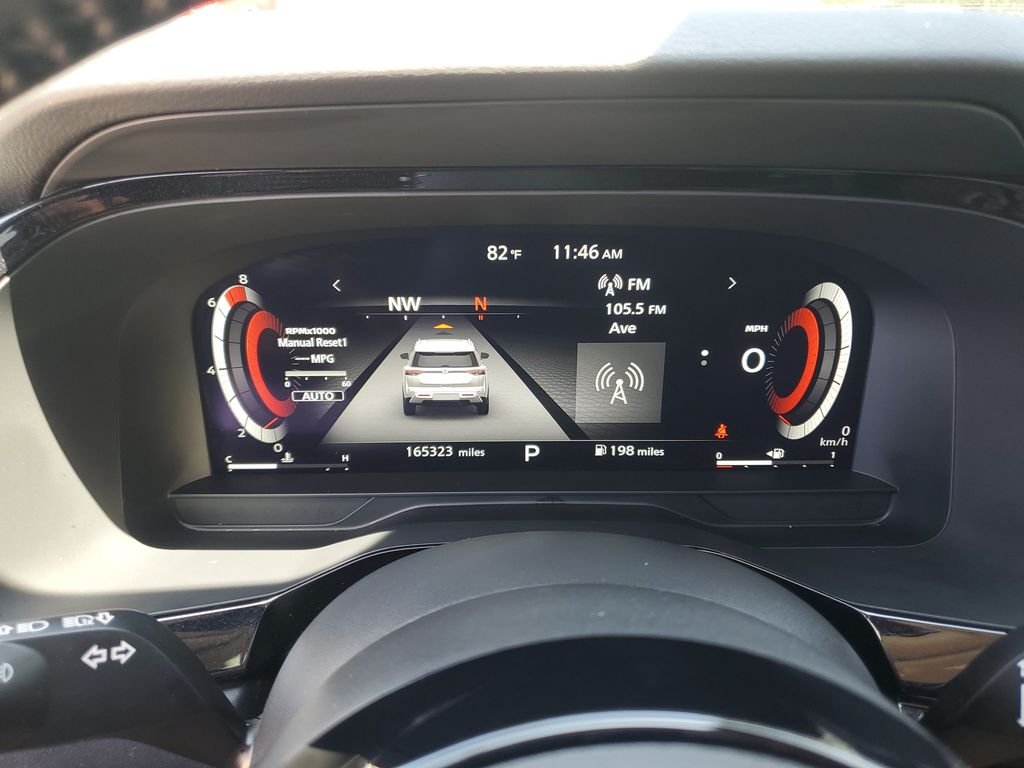Used 2022 Solid Gray/Super Black Nissan Platinum image 20
