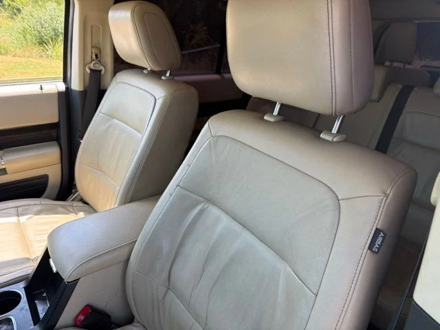 Used 2014 Gray Ford SEL image 9