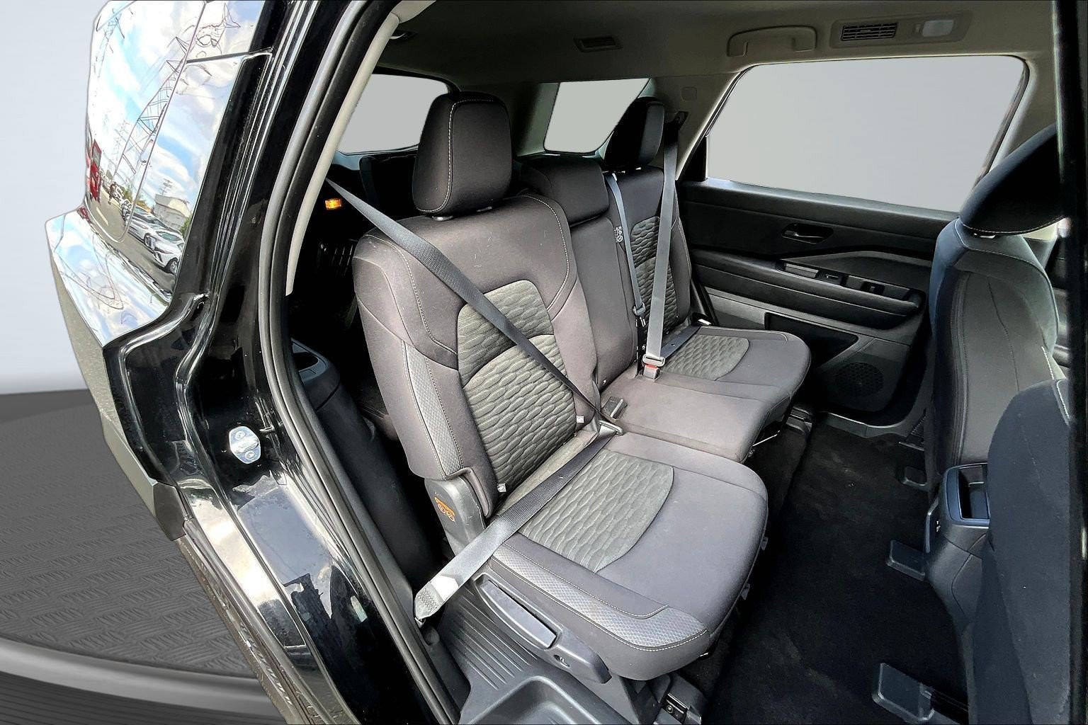 Used 2023 Black Nissan S image 19