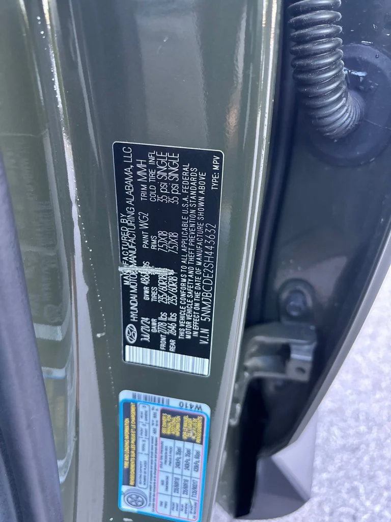 Used 2025 Green Hyundai SEL image 44