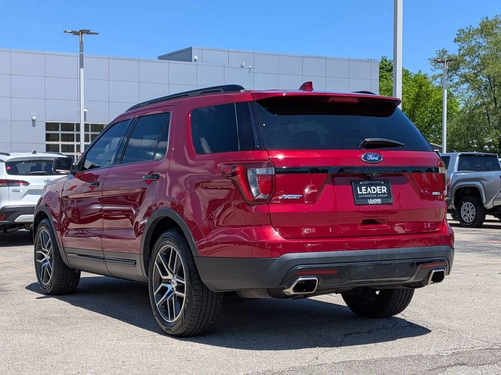 Used 2016 Red Ford Sport image 5