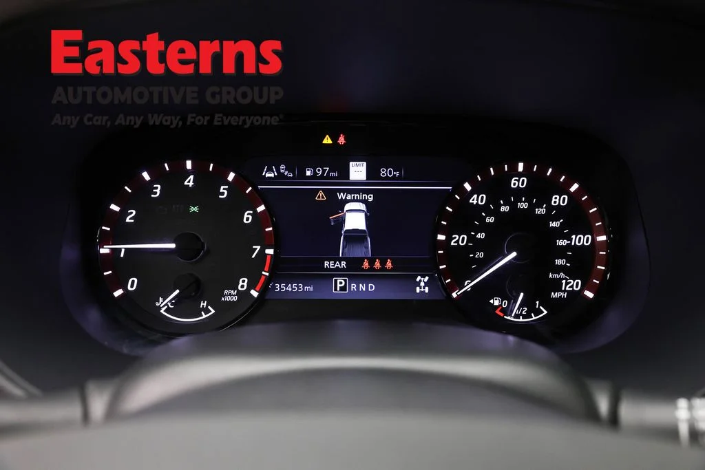 Used 2023 Green Nissan PRO-4X image 18