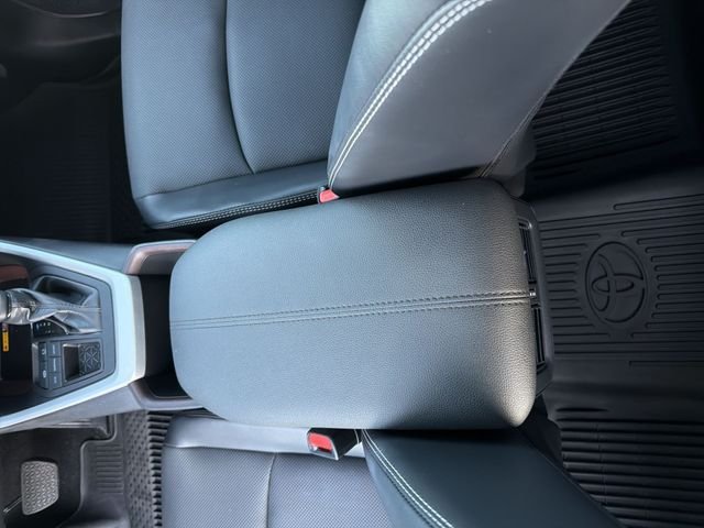 2025 Toyota RAV4 Limited - Photo 25