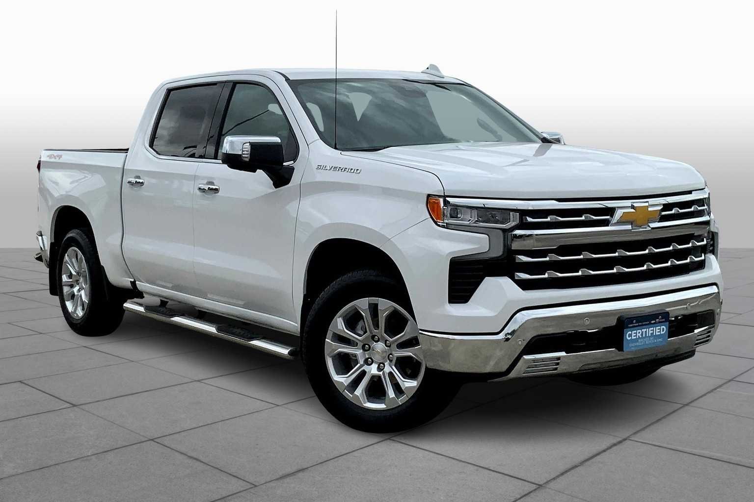 Used 2024 Summit White Chevrolet LTZ image 2