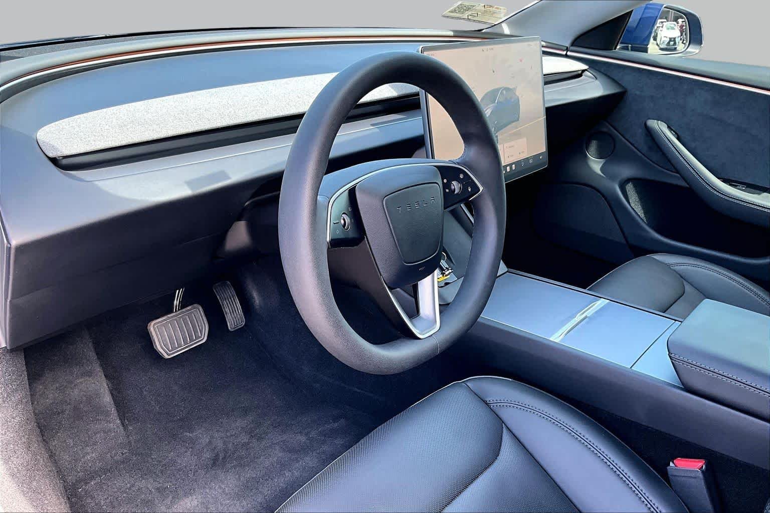 Used 2024 Deep Blue Metallic Tesla Long Range image 15
