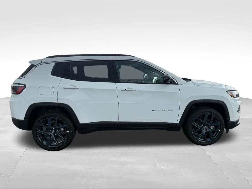 New 2026 Bright White Clearcoat Jeep  image 29