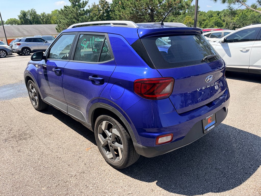 Used 2025 Intense Blue Hyundai SEL image 3
