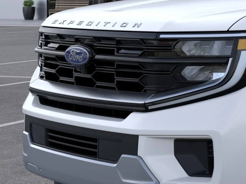 New 2026 Star White Metallic Tri-Coat Ford Platinum image 41