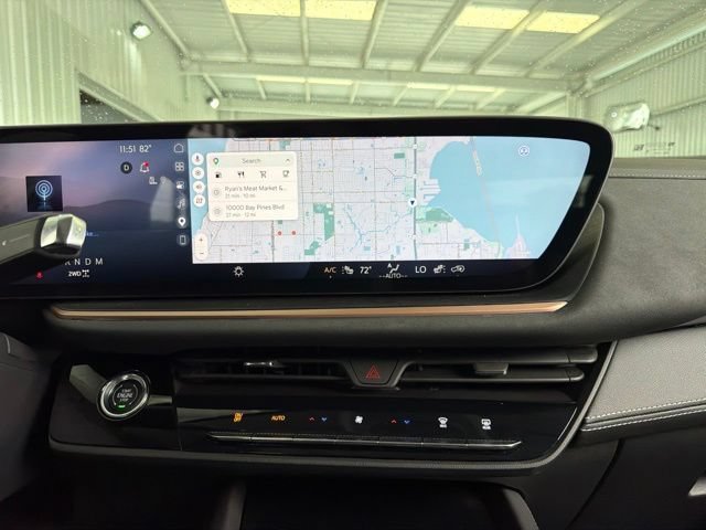 New 2025 Summit White Buick Sport Touring image 17