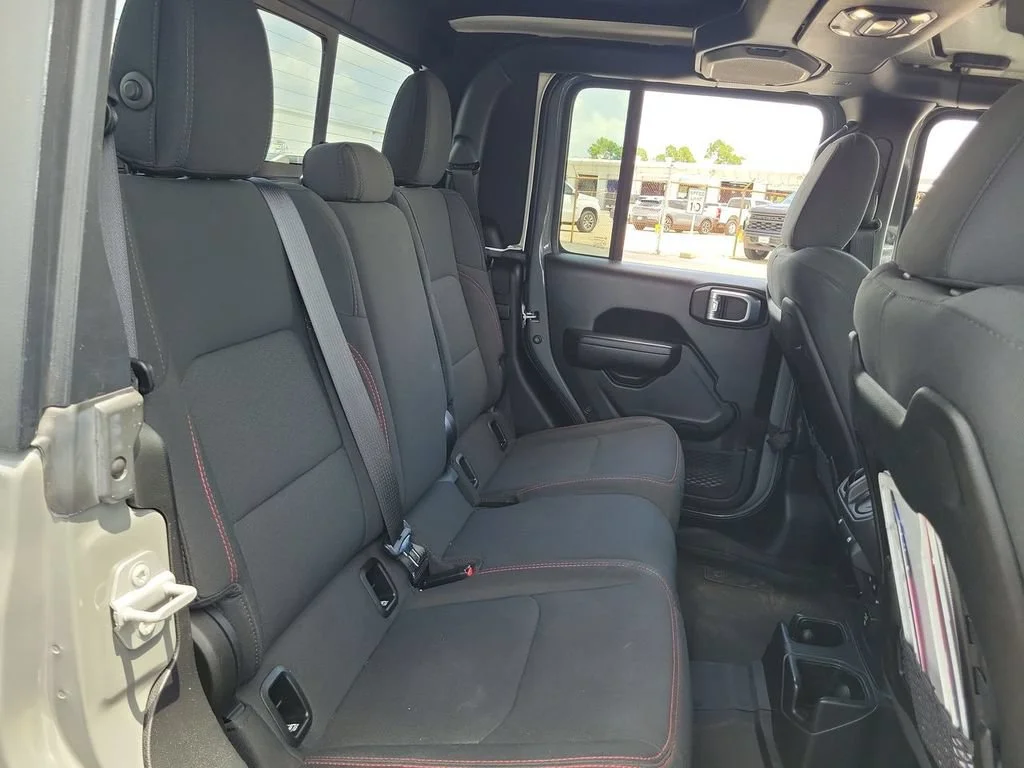 Used 2022 Gray Jeep Rubicon 4x4 image 26
