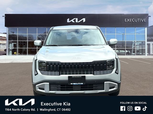 New 2027 Ivory Silver Kia LX image 3