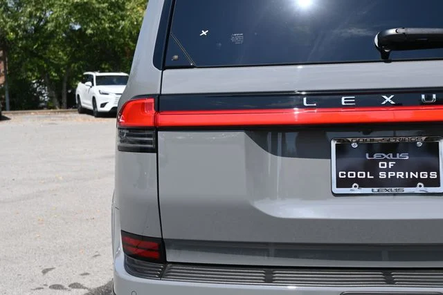 Certified Used 2026 INCOGNITO Lexus 550 Luxury+ image 5