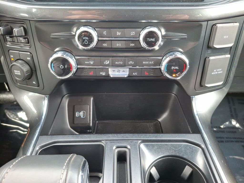 Used 2022 White Ford XLT image 16