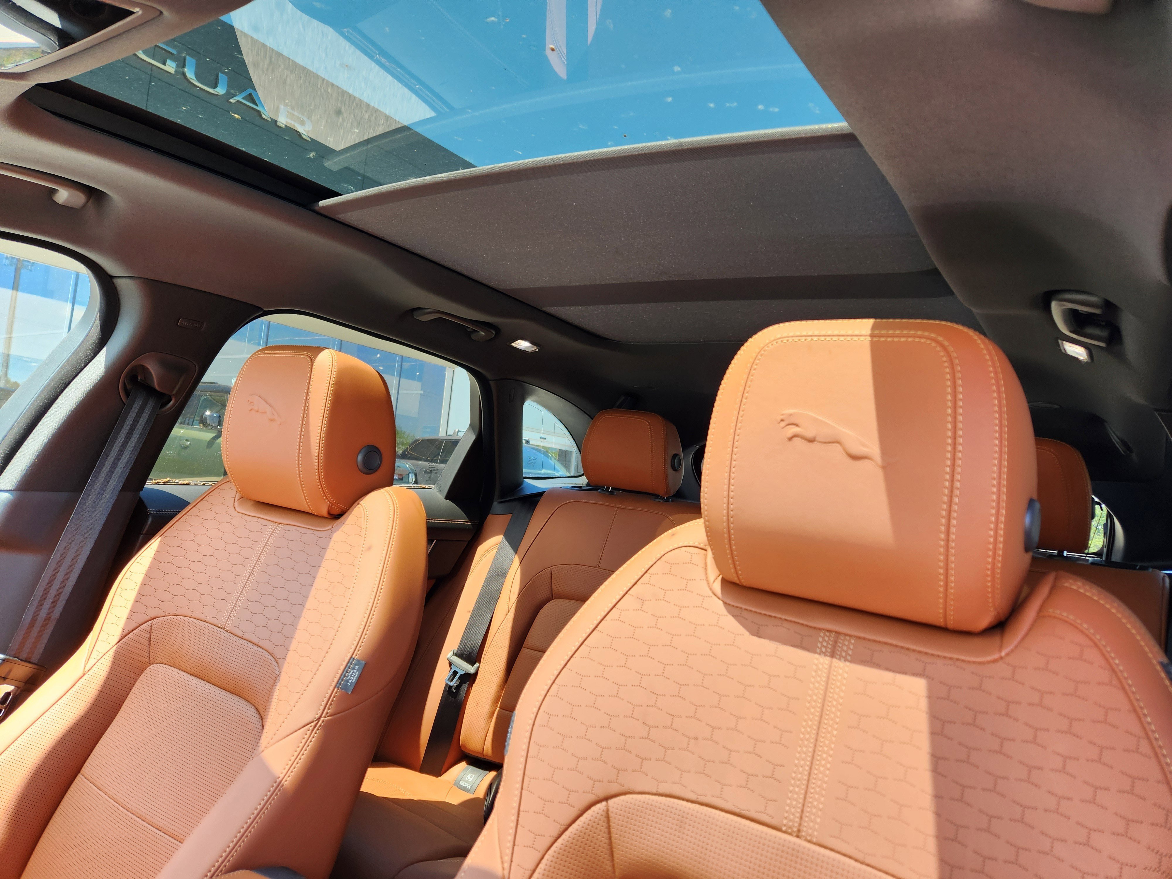 New 2026 Santorini Black Jaguar P250 R-Dynamic S image 10