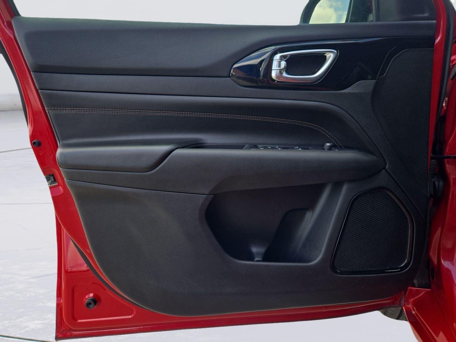 Used 2022 Redline Pearlcoat Jeep (RED) Edition image 12