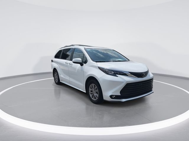 Used 2026 Beige Toyota XLE image 2