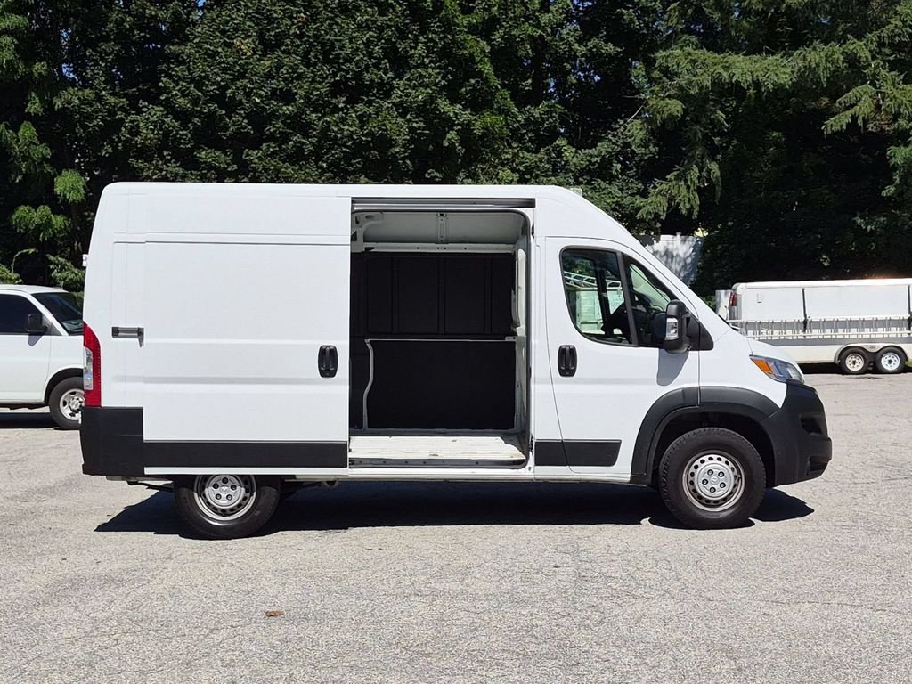 Used 2025 White Ram High Roof image 21