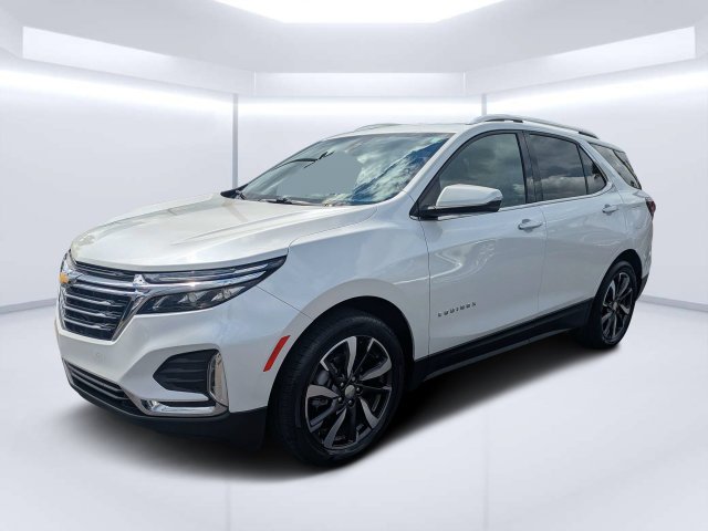 Used 2022 Pearl Chevrolet Premier image 7