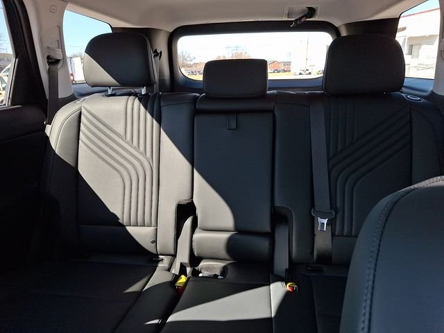 New 2026 Gray Hyundai SEL Premium image 13