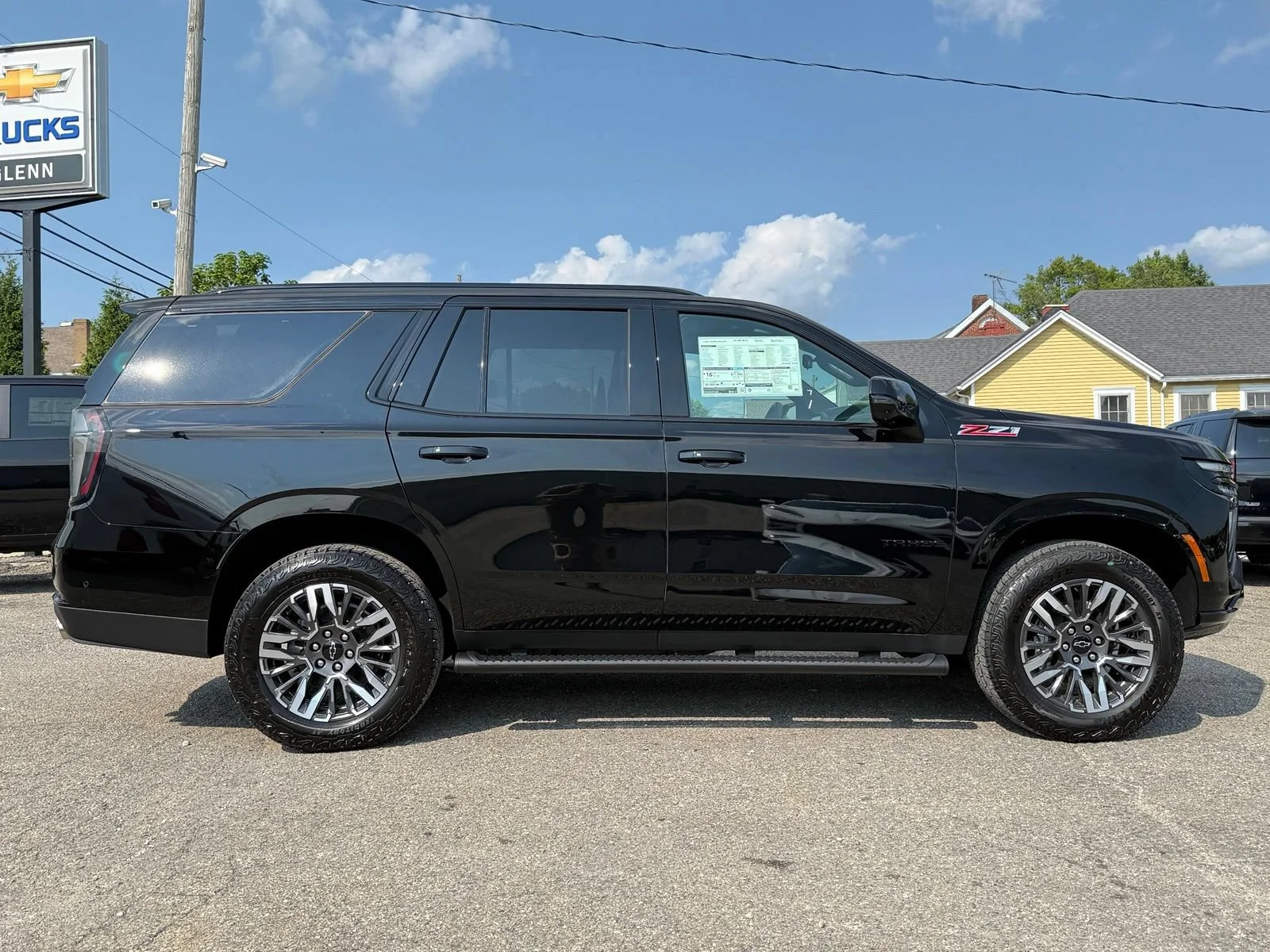 2026 Chevrolet Tahoe Z71 - Photo 10